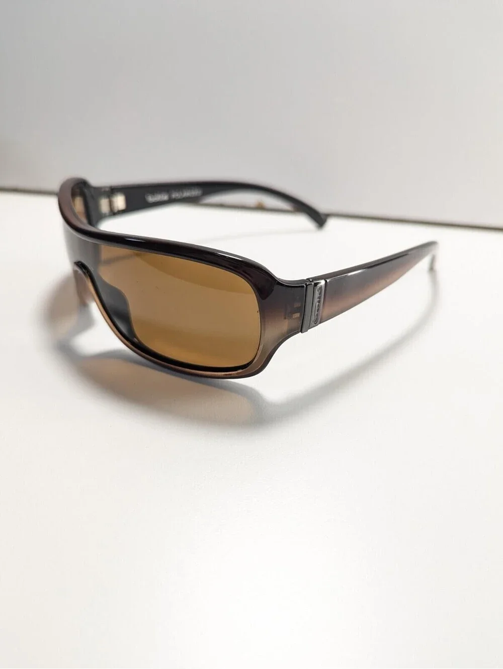 Bolle Whip 10966 Polarized Sunglasses Chunky Brown Eyewear Square Classic Style
